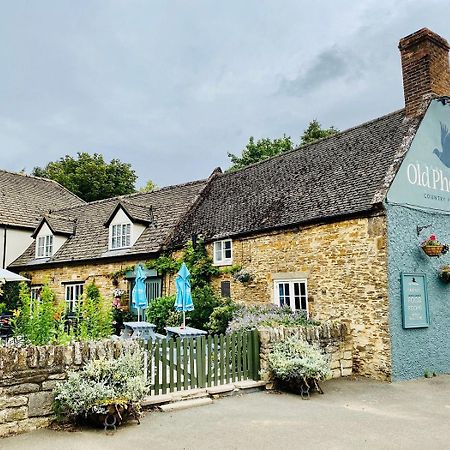 The Old Pheasant Hotel Glaston Buitenkant foto
